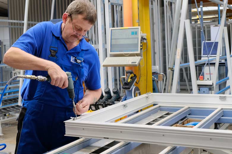 A+W Cantor CIM-Monitor im Sonderbau